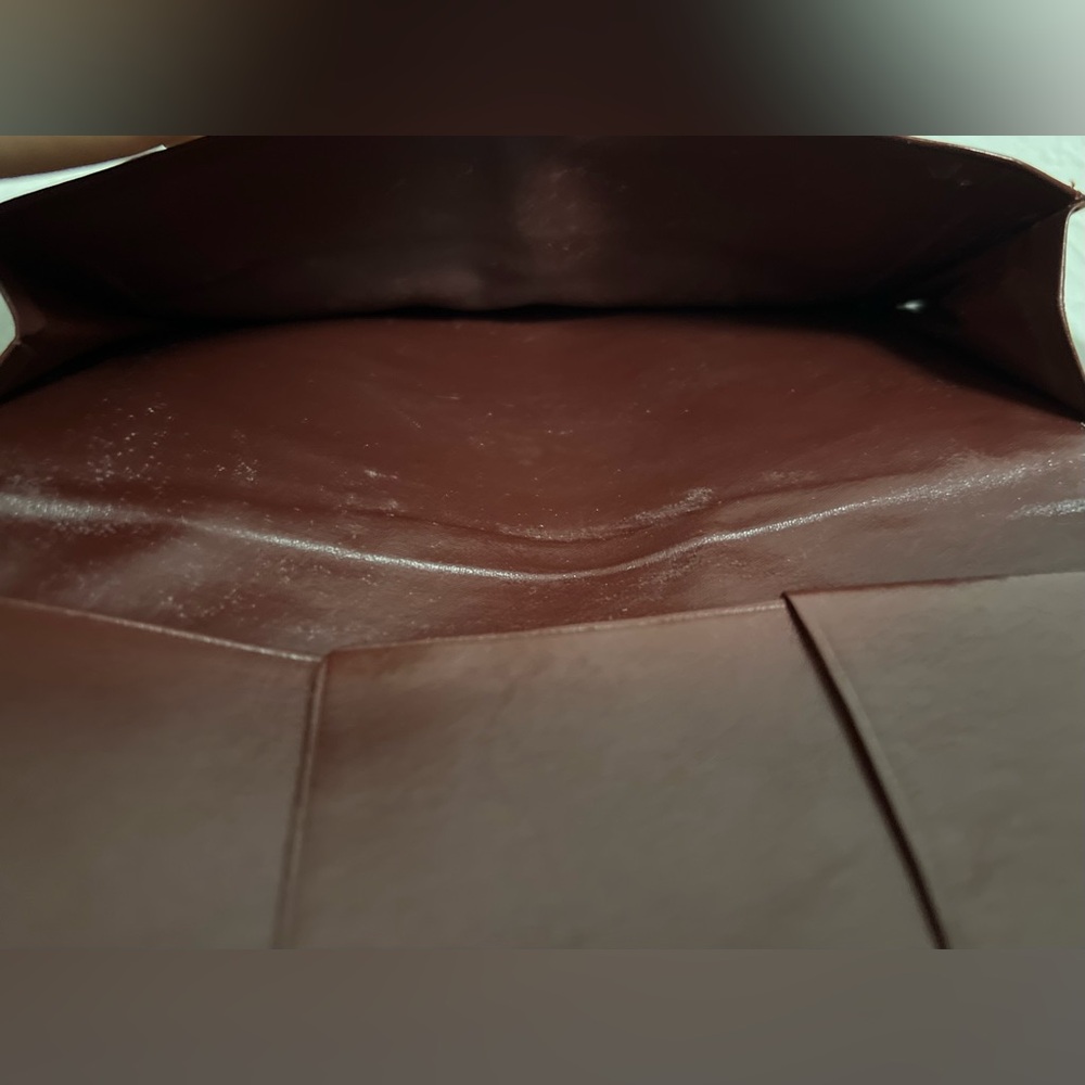 PREOWNED AUTH CARTIER BI-FOLD LONG LEATHER WALLET UNISEX BORDEAUX RED - Picture 8 of 11